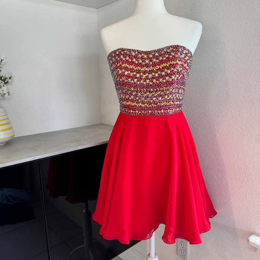 Tony Bowls TS21457 Homecoming Sequin Beaded Strapless Dress Chiffon Size 6 A